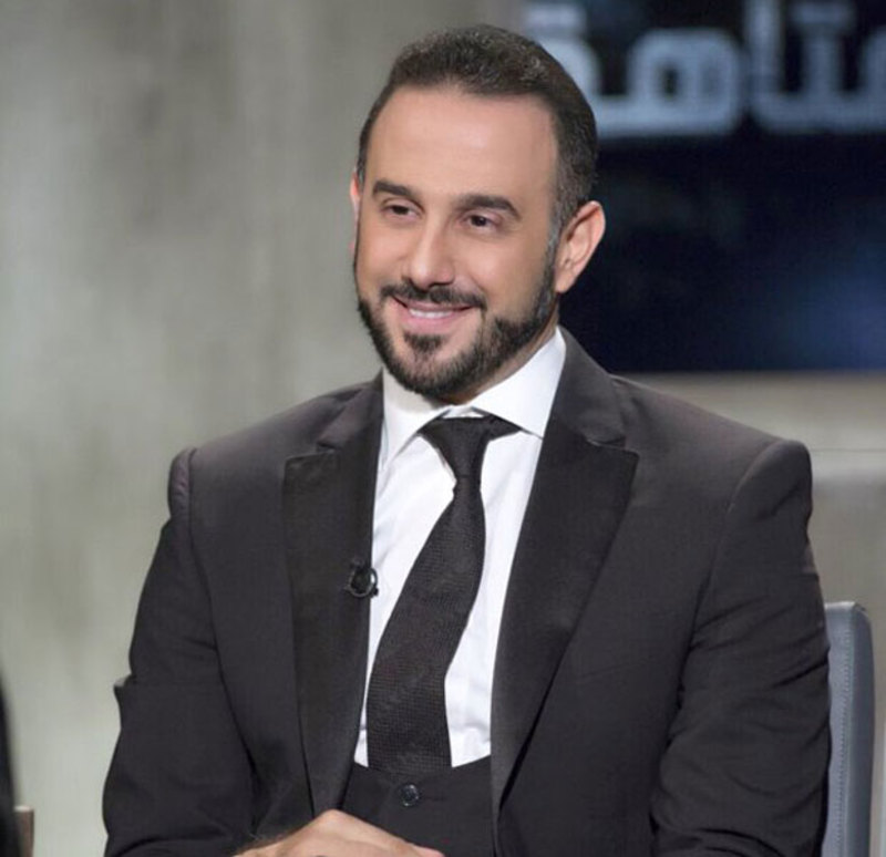 وفاء الكيلاني تحرج قصي خولي بمشهد جريء له على الهواء!